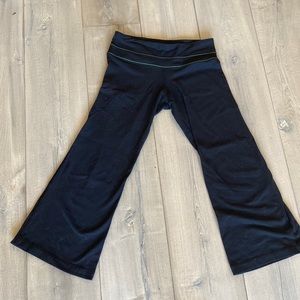 Lululemon Capri Yoga pants